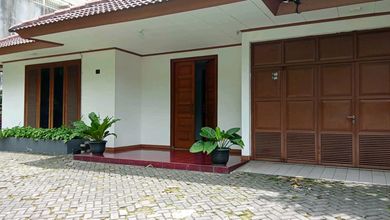 Penawaran Langka, rumah Prestisius di Menteng, Jakarta Pusat, LB 400m²