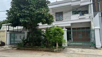 Hunian Mewah di Kemayoran, Bangkalan, 7 Kamar Tidur, LT 420m²