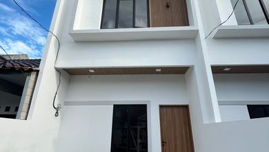 Rumah Dijual di Harapan Indah, Bekasi, LB 106m², Harga Kompetitif!