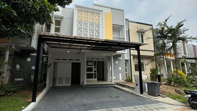 For Sale rumah Eksklusif di Gading Serpong Scientia Garden, Tangerang - LT 202m²