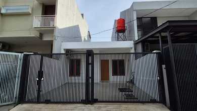 Rumah Sewaan Murah di Sunter, Jakarta Utara, 2 KT, Harga 60 Juta /tahun