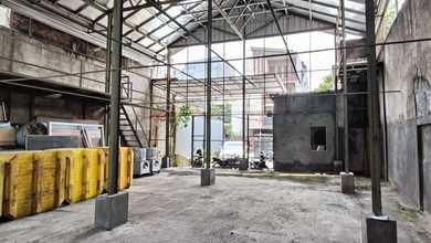 Sewa Gudang Murah LT 308 M2 Strategis Ada Mess di Cempaka Putih, Jakarta Pusat