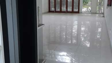 Jual Ruko Bagus Siap Pakai Hook 6 Lantai 5x17 Ada LIFT HGB di Kemayoran, Jakarta Pusat