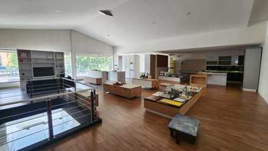 Sewa Gudang Murah dan Bagus 2 Lantai 25x59 Strategis Ada Ruang Kantor di Sunter, Jakut