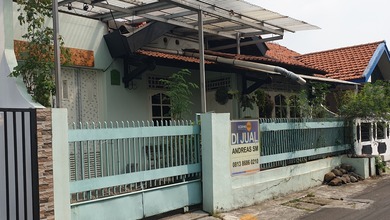Kesempatan Rumah di Pulomas, Jakarta Timur, LB 125m², Harga 1,95 Miliar