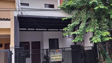 Rumah Favorit di Pulomas, Jakarta Timur, 3 KT, Harga 1,6 Miliar
