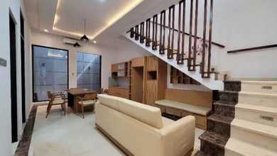 Kesempatan Eksklusif, rumah Prestisius di Bukit Sari, Semarang, LB 196m²