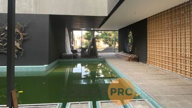 Rumah Area Luxury Tembalang, Semarang - Harga Menarik 24 Miliar