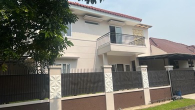 Dijual rumah Mewah di Villa Melati Mas, Tangerang Selatan - LT 225m²