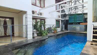 Rumah Sewa Nyaman Lokasi Cilandak, Jakarta Selatan, LB 350m²