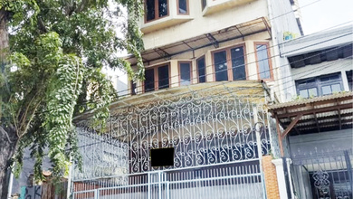 For Sale rumah Premium di Grogol, Jakarta Barat - LT 156m²