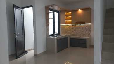 Hunian Mewah di Tebet, Jakarta Selatan, 3 Kamar Tidur, LT 100m²