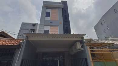 Jual Cepat! Kost 15 Kamar 90% Penuh Penghuni Omset 270+ Juta/Th Lokasi Strategis di Mangga Besar - Jakarta Barat