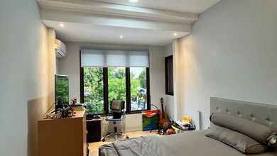 Dijual rumah Mewah di Jagakarsa, Jakarta Selatan - LT 240m²