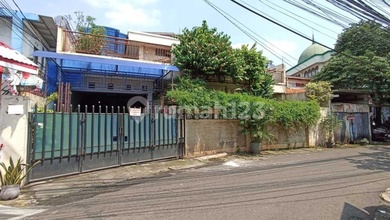 Rumah Elite di Kawasan Menteng Dalam, Jakarta Selatan, LB 300m², Harga 7,3 Miliar
