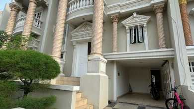 Hunian Mewah di Kalideres, Jakarta Barat,  KT, LT 144m²