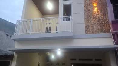 Rumah Dijual di Cibubur, Bekasi, LB 120m², Harga Kompetitif!