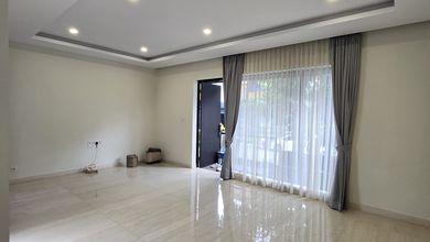 Rumah Siap Tinggal dengan LT m2 Semi Furnished