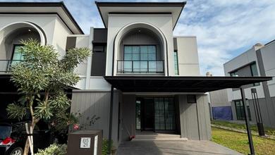 Penawaran Eksklusif, rumah Prestisius di BSD City, Tangerang, LB 125m²