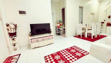 Jual Rumah Siap Huni di BSD City, Tangerang, LT 72 m2
