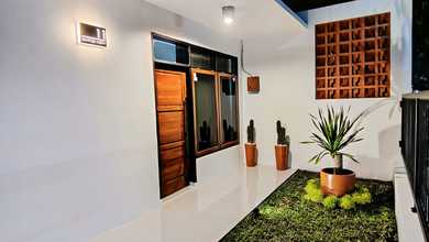 Rumah Siap Huni di Kawasan Soekarno Hatta, Bandung, LT 104m²