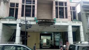 Ruko di jalan utama BRAGA (barang langka) Gaya vintage 3 lt. Kondisi siap pakai