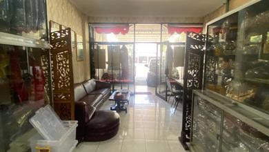 Hunian Mewah di BKR, Bandung, 4 Kamar Tidur, LT 192m²