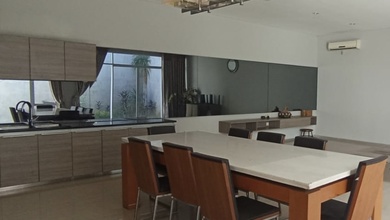 Rumah Prestisius di Kawasan Kelapa Gading, Jakarta Utara, LB 600m², Harga 11 Miliar