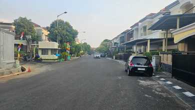 Rumah Mewah di Kawasan Kembangan, Jakarta Barat, LB 300m², Harga 6,8 Miliar