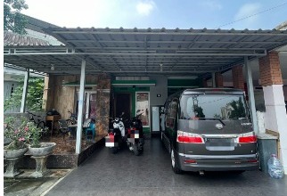 Rumah Dijual di Larangan, Tangerang, LB 200m², Harga Terbaik!