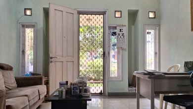 Rumah Dijual di Serpong Utara, Tangerang Selatan, LB 140m², Harga Kompetitif!