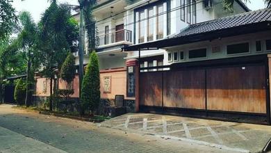 Rumah Area Luxury Ciputat, Tangerang Selatan - Harga Menarik 3,7 Miliar