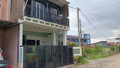 Rumah Favorit di Pamulang, Tangerang Selatan, 3 KT, Harga 1 Miliar