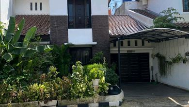 Rumah Mewah di Cinere, Depok, 4 KT, LT 218m²