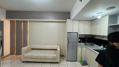 Jual Unit Apartemen Siap Ditempati 2BR Furnished Kondisi Baik