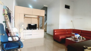 Hunian Elegan di Pluit, Jakarta Utara, 4 Kamar Tidur, LT 75m²