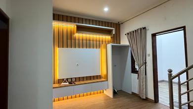 Penawaran Eksklusif, rumah Prestisius di Puri Indah, Jakarta Barat, LB 180m²