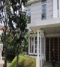 Rumah Prestisius di Kawasan Rancamaya, Bogor, LB 180m², Harga 2,7 Miliar