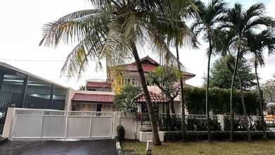 Hunian Mewah di Pondok Indah, Jakarta Selatan,  KT, LT 900m²