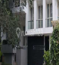 Rumah Prestisius di Kawasan Rancamaya, Bogor, LB 250m², Harga 3,9 Miliar