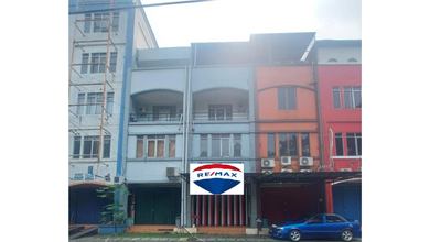 Dijual Ruko Luas 4Lt Di Jalan Raden Inten Jakarta Timur Ramai