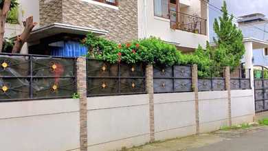 Dijual rumah Mewah di Kayu Putih, Jakarta Timur - LT 261m²