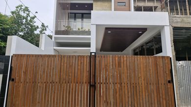 Rumah Area Premium Pondok Kelapa, Jakarta Timur - Harga Menarik 2,9 Miliar