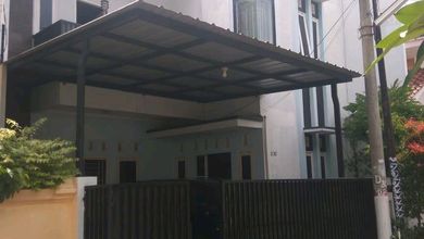 Jual Rumah Strategis di Condet, Jakarta Timur - LT 124m²