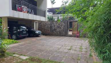Rumah Mewah di Kebayoran Lama, Jakarta Selatan, 3 Kamar Tidur, LT 1020m²