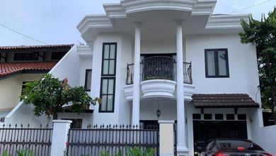 Dijual Rumah Cantik Jl Dr Ratna Jatiasih Akses Dekat Tol Becakayu