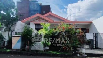 Penawaran Langka, rumah Prestisius di Tanjung Barat, Jakarta Selatan, LB 156m²