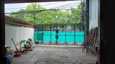 Di Sewa Ruko 1 Lantai Pinggir Jalan Raya di Cipinang Jakarta Timur