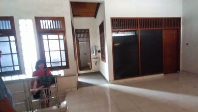 Rumah Area Premium Kramat, Jakarta Pusat - Harga Terbaik 3,8 Miliar