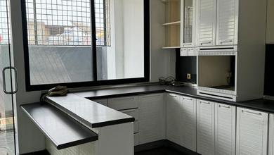 Rumah Sewaan Murah di Pinangsia, Jakarta Barat, 3 KT, Harga 130 Juta /tahun